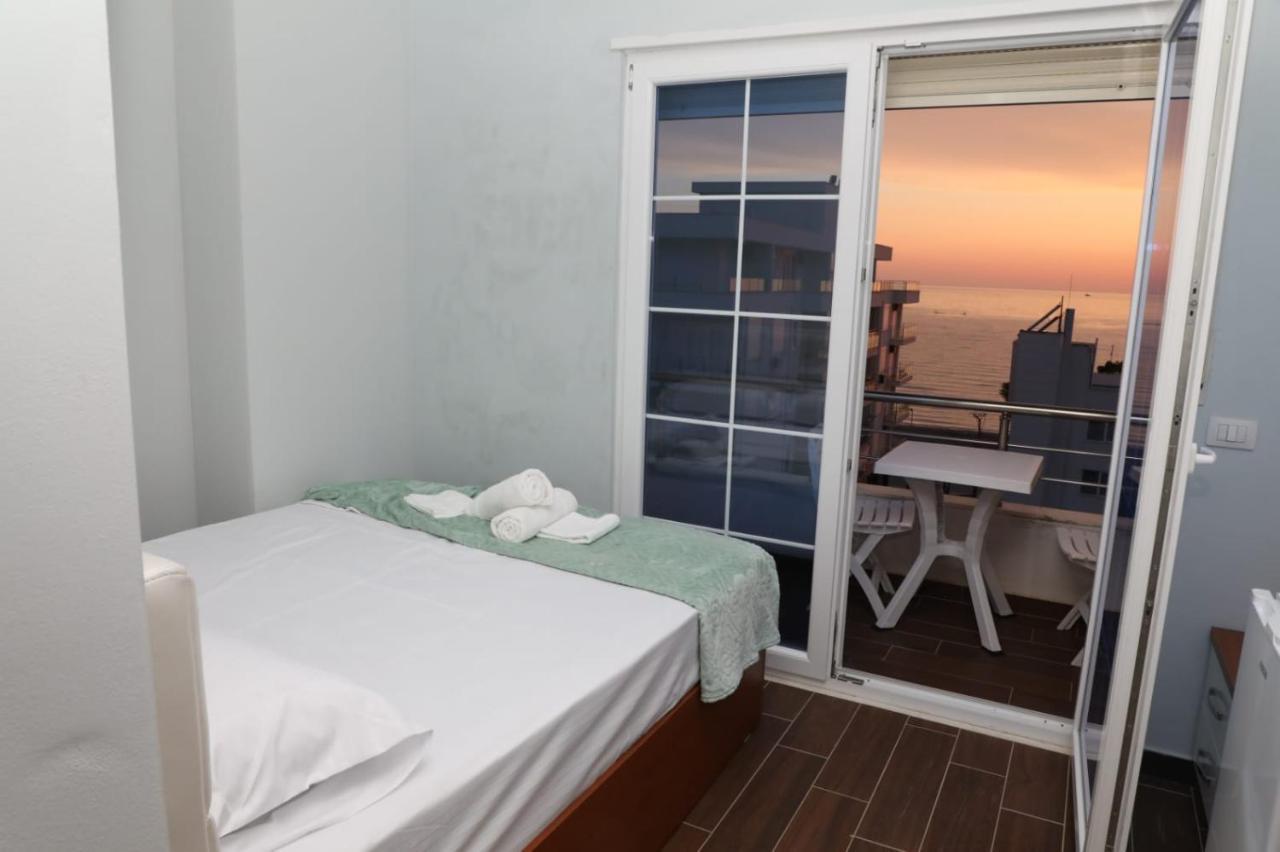 Ryan'S Hotel Shëngjin 외부 사진