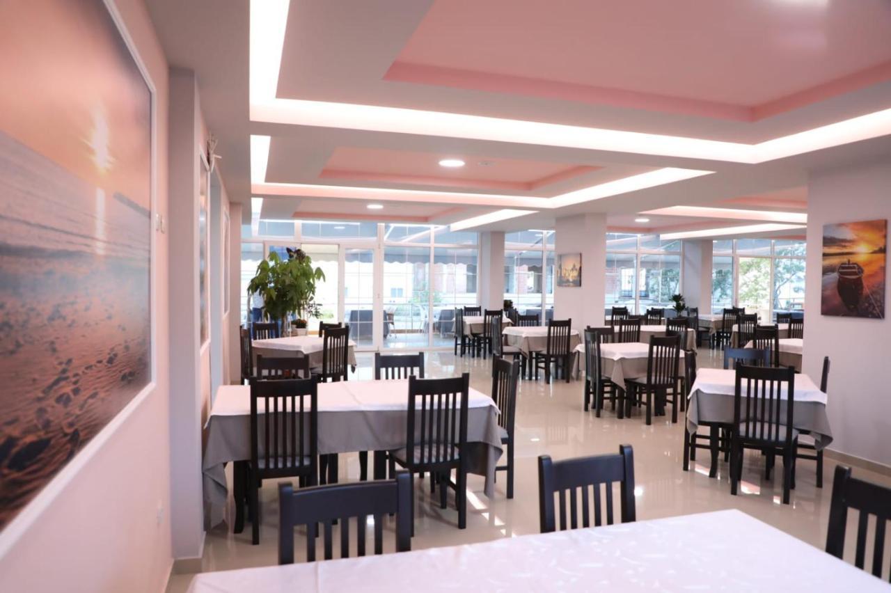 Ryan'S Hotel Shëngjin 외부 사진
